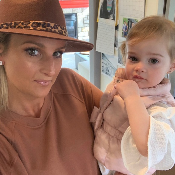 Meet your Posher, Samantha - Picture 7 of 16